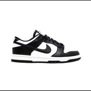 Panda Dunk Lows Black & White Size 6.5